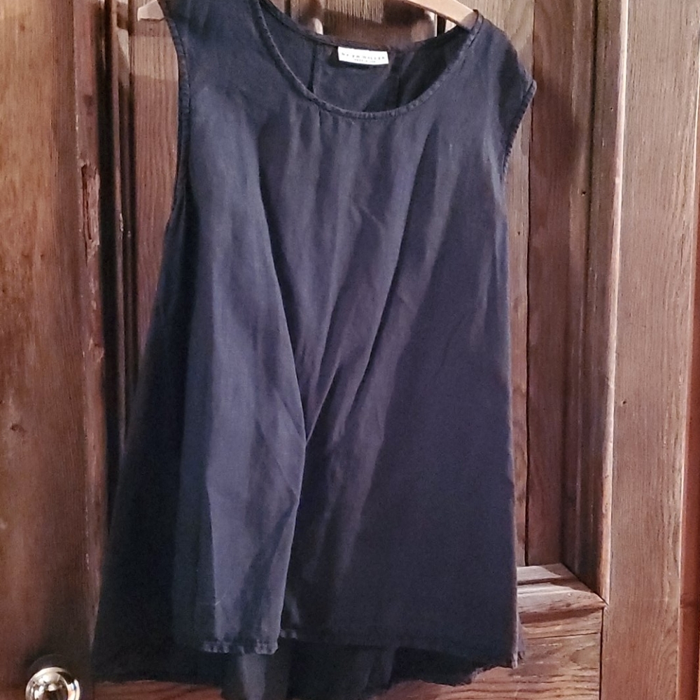 bryn Walker top